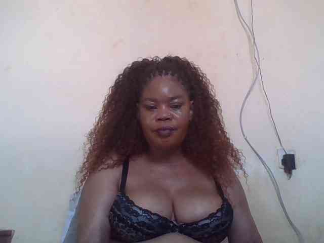 Sexydove webcam