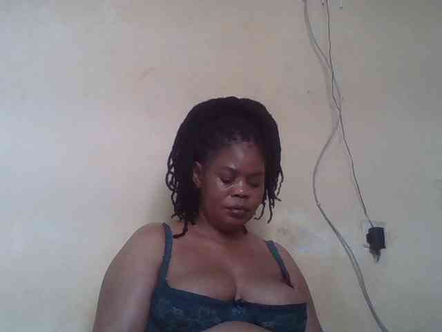 Sexydove webcam