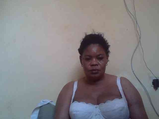 Sexydove webcam
