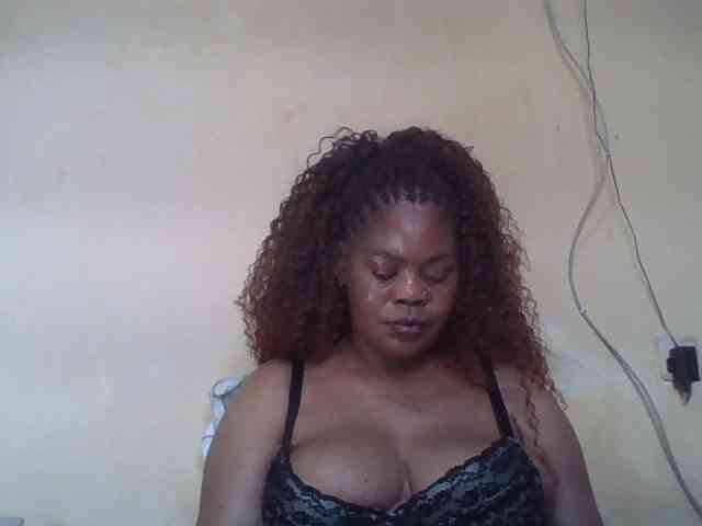 Sexydove webcam