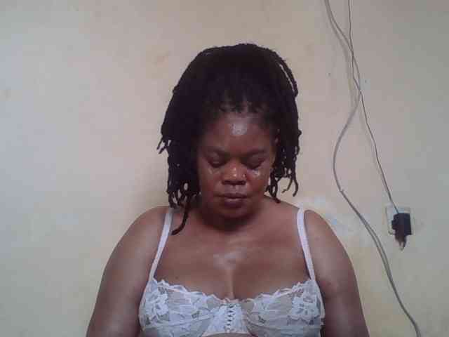 Sexydove webcam