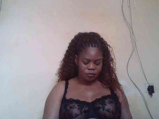 Sexydove webcam