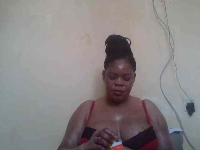 Sexydove webcam