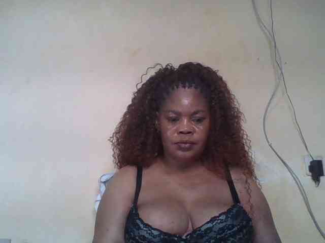 Sexydove webcam