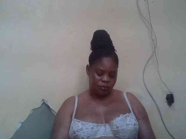 Sexydove webcam