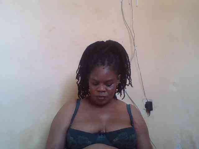 Sexydove webcam