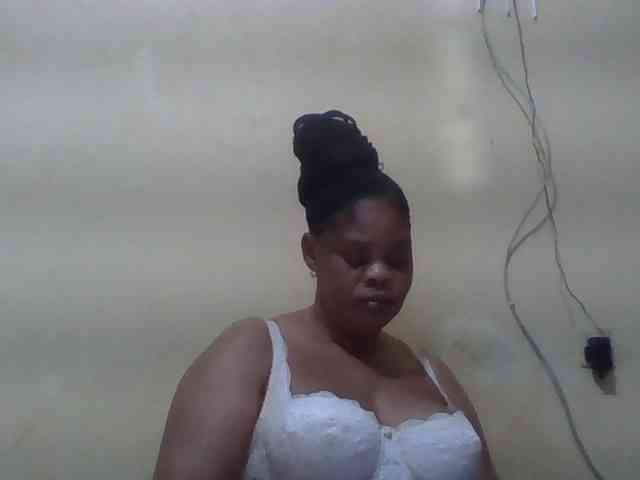 Sexydove webcam