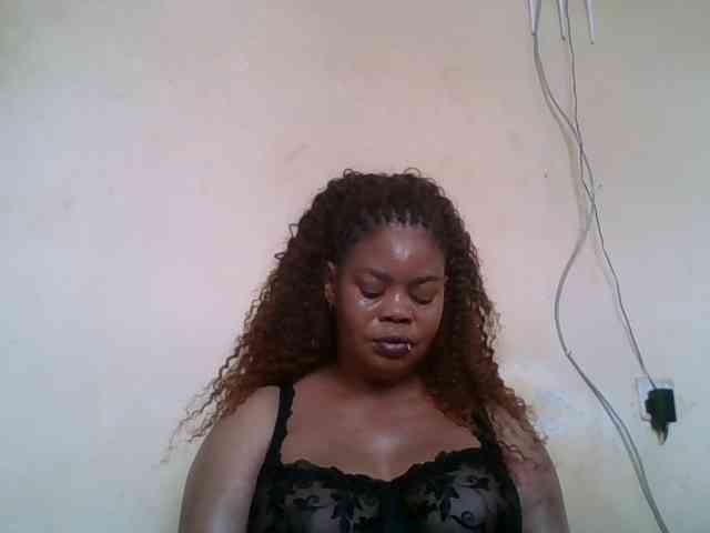 Sexydove webcam