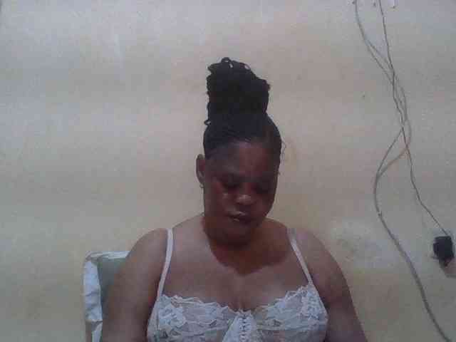 Sexydove webcam
