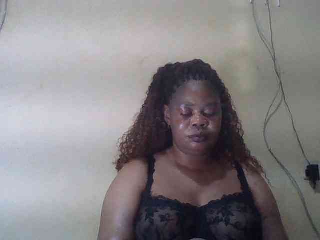 Sexydove webcam