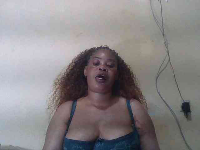 Sexydove webcam