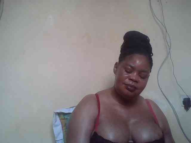 Sexydove webcam