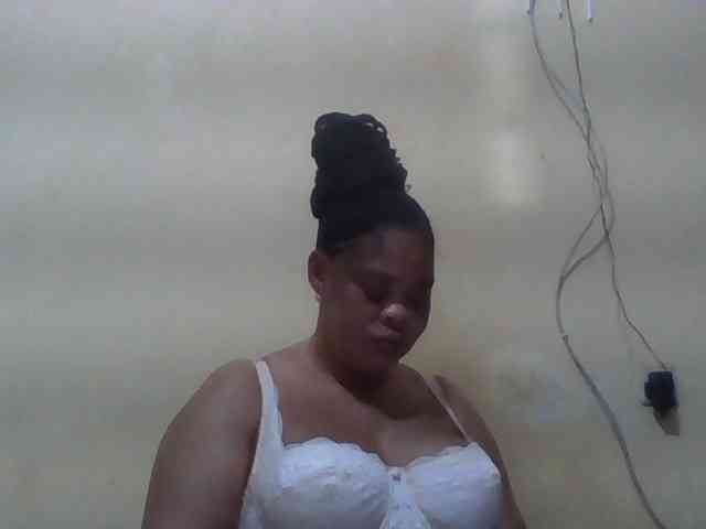 Sexydove webcam
