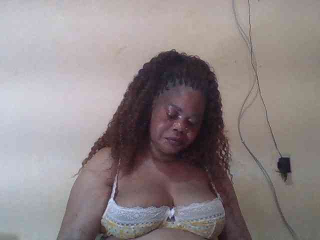 Sexydove webcam