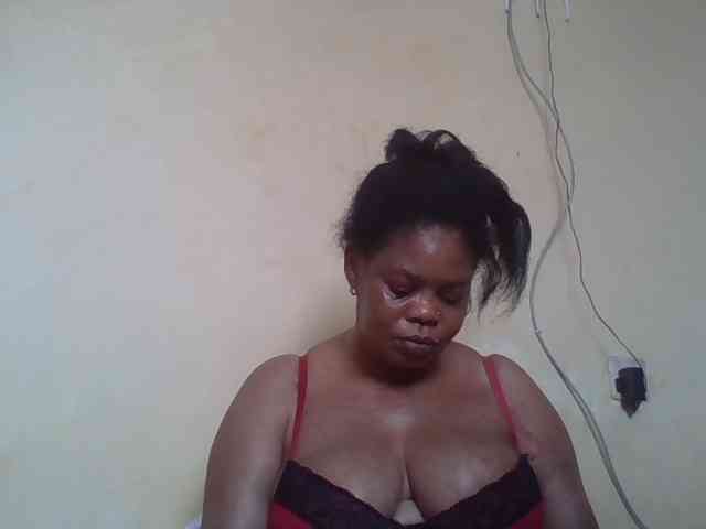 Sexydove webcam