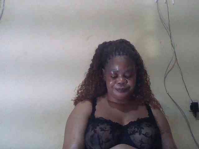 Sexydove webcam
