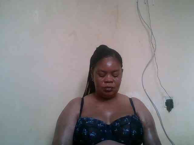 Sexydove webcam