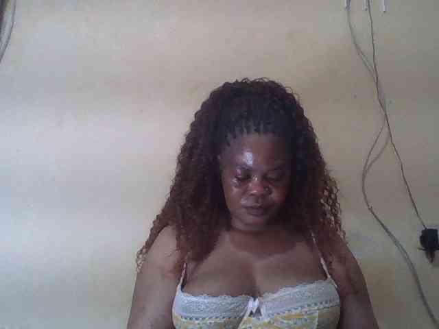 Sexydove webcam