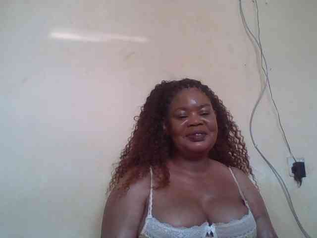 Sexydove webcam