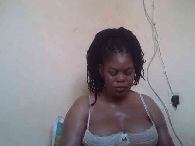 Sexydove webcam