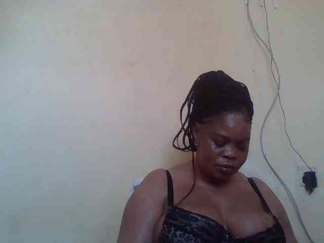 Sexydove webcam