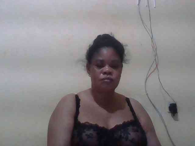 Sexydove webcam