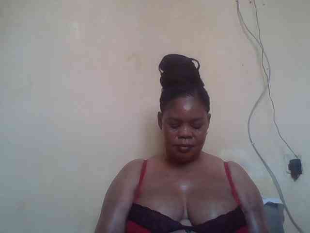 Sexydove webcam