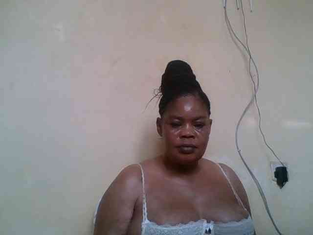 Sexydove webcam
