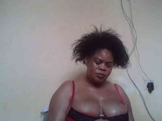 Sexydove webcam