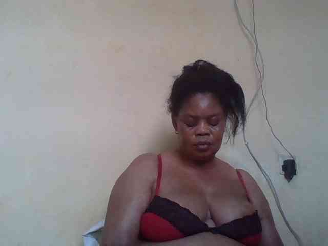 Sexydove webcam