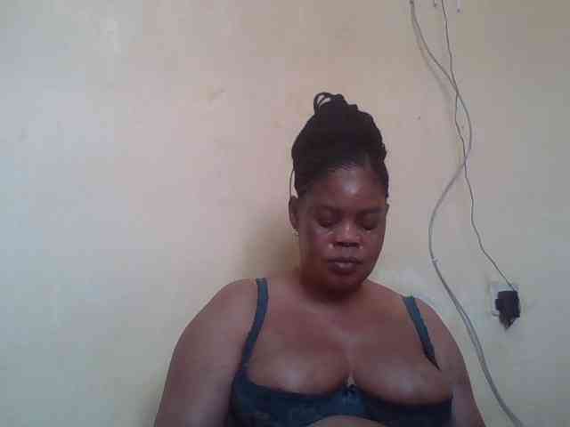 Sexydove webcam