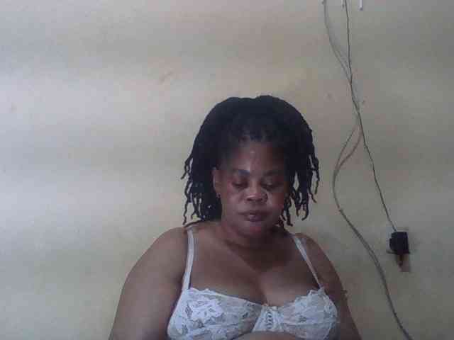 Sexydove webcam