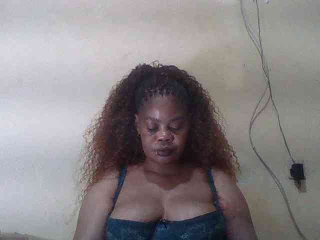 Sexydove webcam