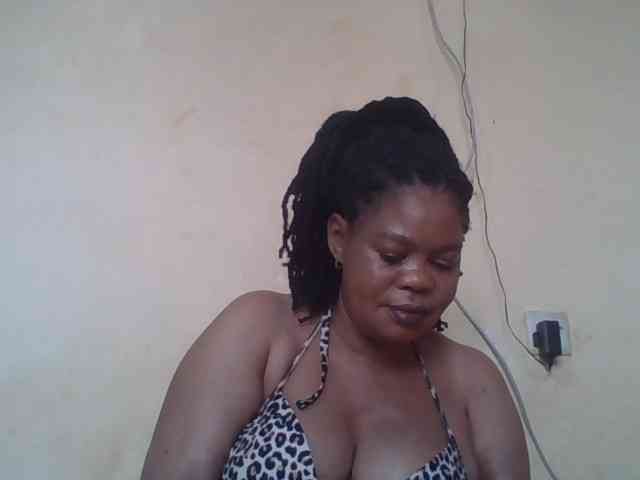 Sexydove webcam