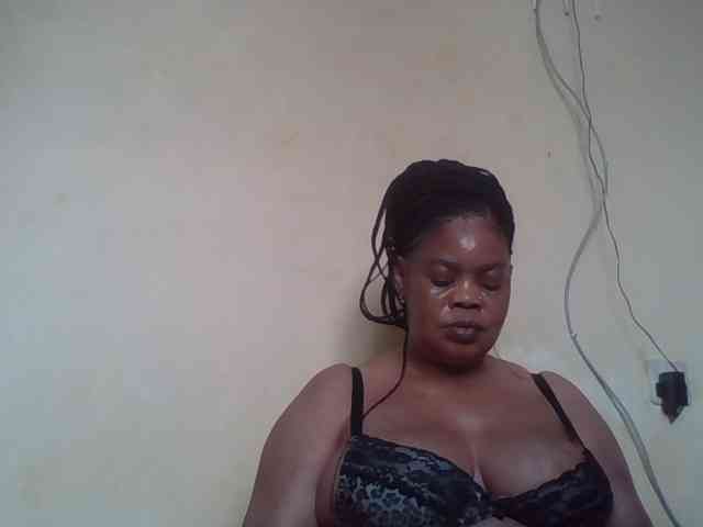 Sexydove webcam