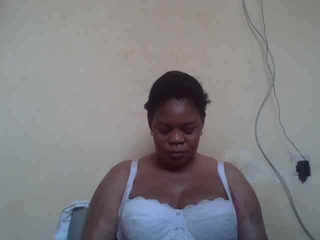 Sexydove webcam