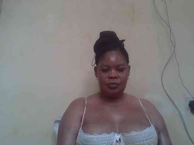Sexydove webcam