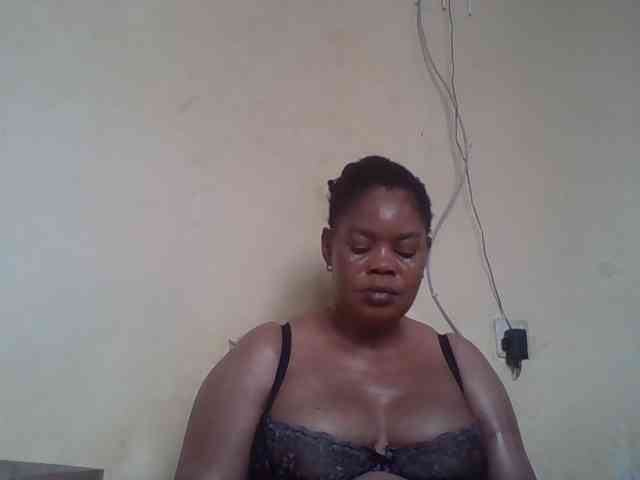 Sexydove webcam