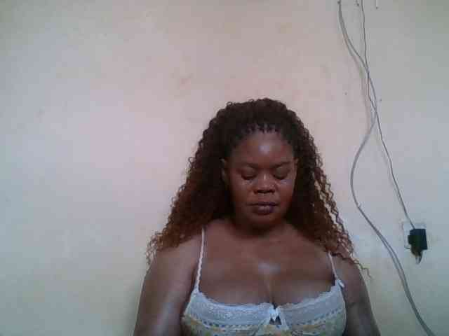 Sexydove webcam