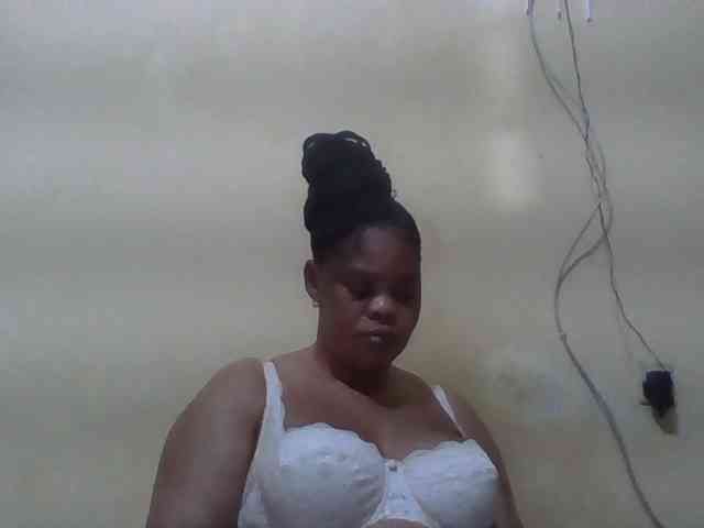Sexydove webcam
