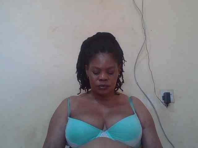 Sexydove webcam