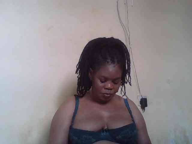 Model: Sexydove