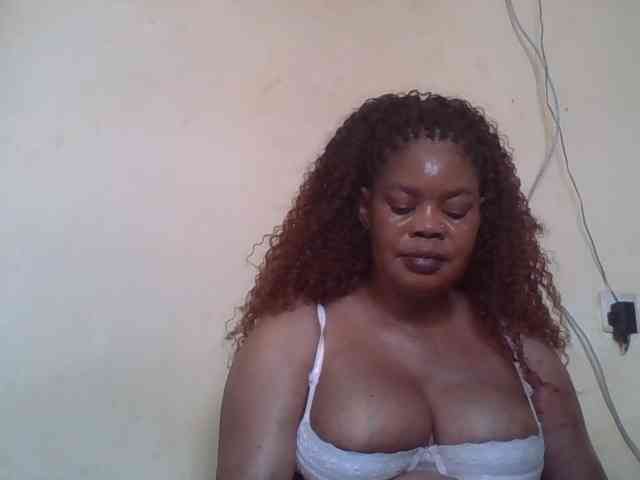 Sexydove webcam