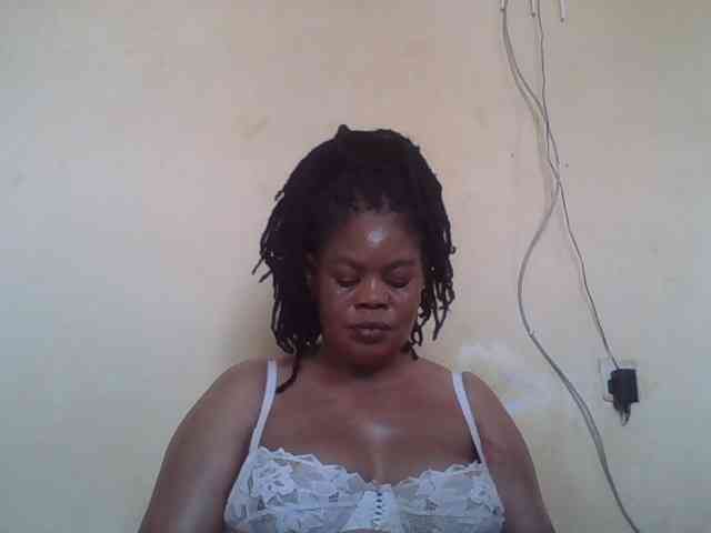 Sexydove webcam