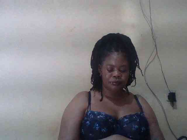 Sexydove webcam