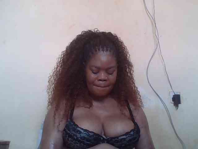 Sexydove webcam