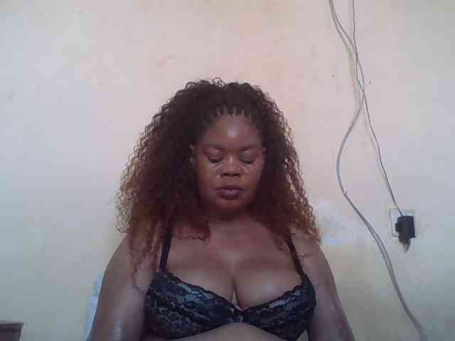 Sexydove webcam