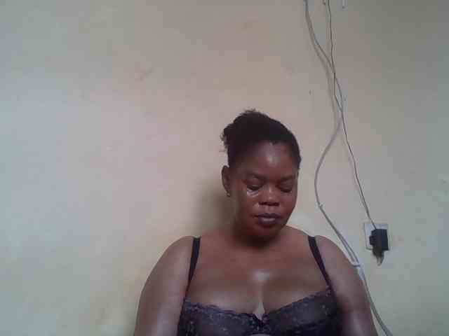 Sexydove webcam