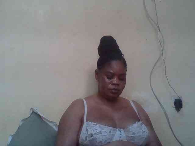 Sexydove webcam