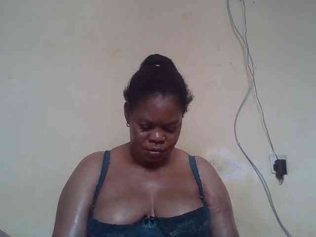 Sexydove webcam